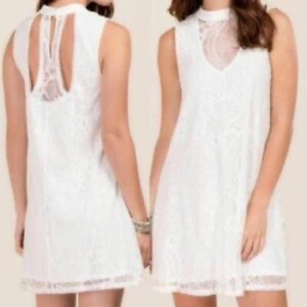 Preowned Trixxi white lace dress